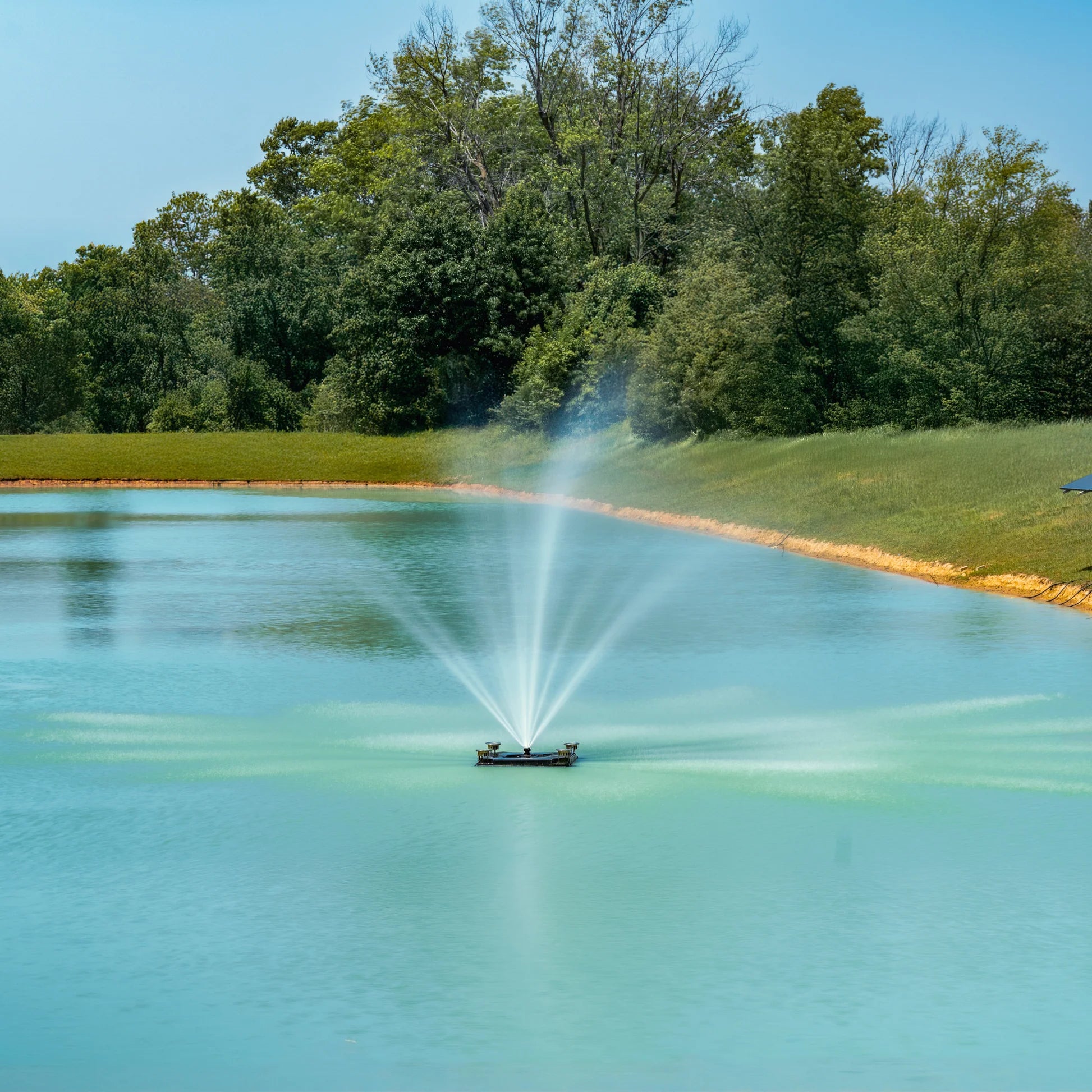 Solar Pond Display Floating Fountain | Palatial | 1 HP