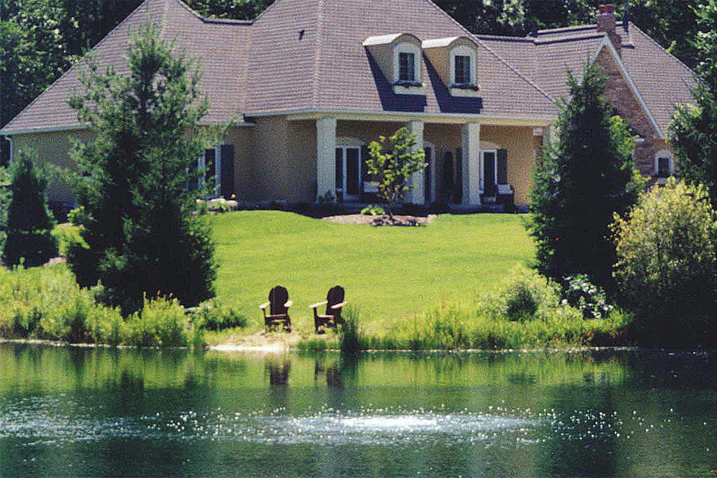 Scott Aerator Bubble Pro Max XL Sub-Surface Aerator On Water Aerating