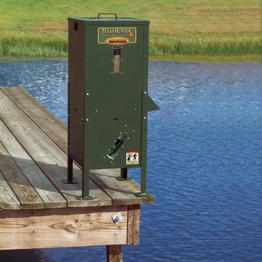 Texas Hunter Fish Feeder